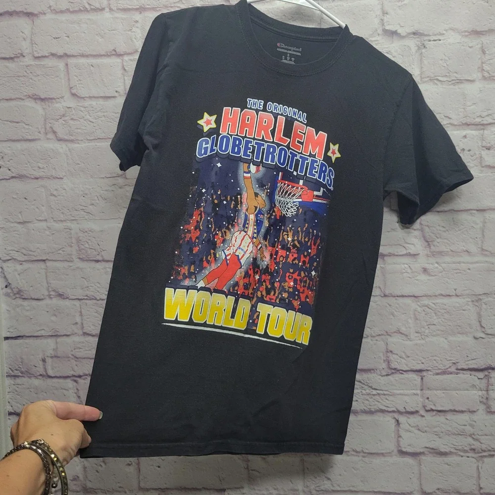 Champion Harlem Globetrotters World Tour Tshirt Size S Double Sided Graphic Tee - Picture 4 of 9
